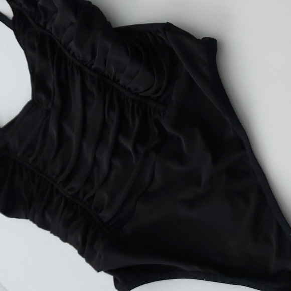 F21 Mesh Ruched Bodysuit - Picture 7 of 12